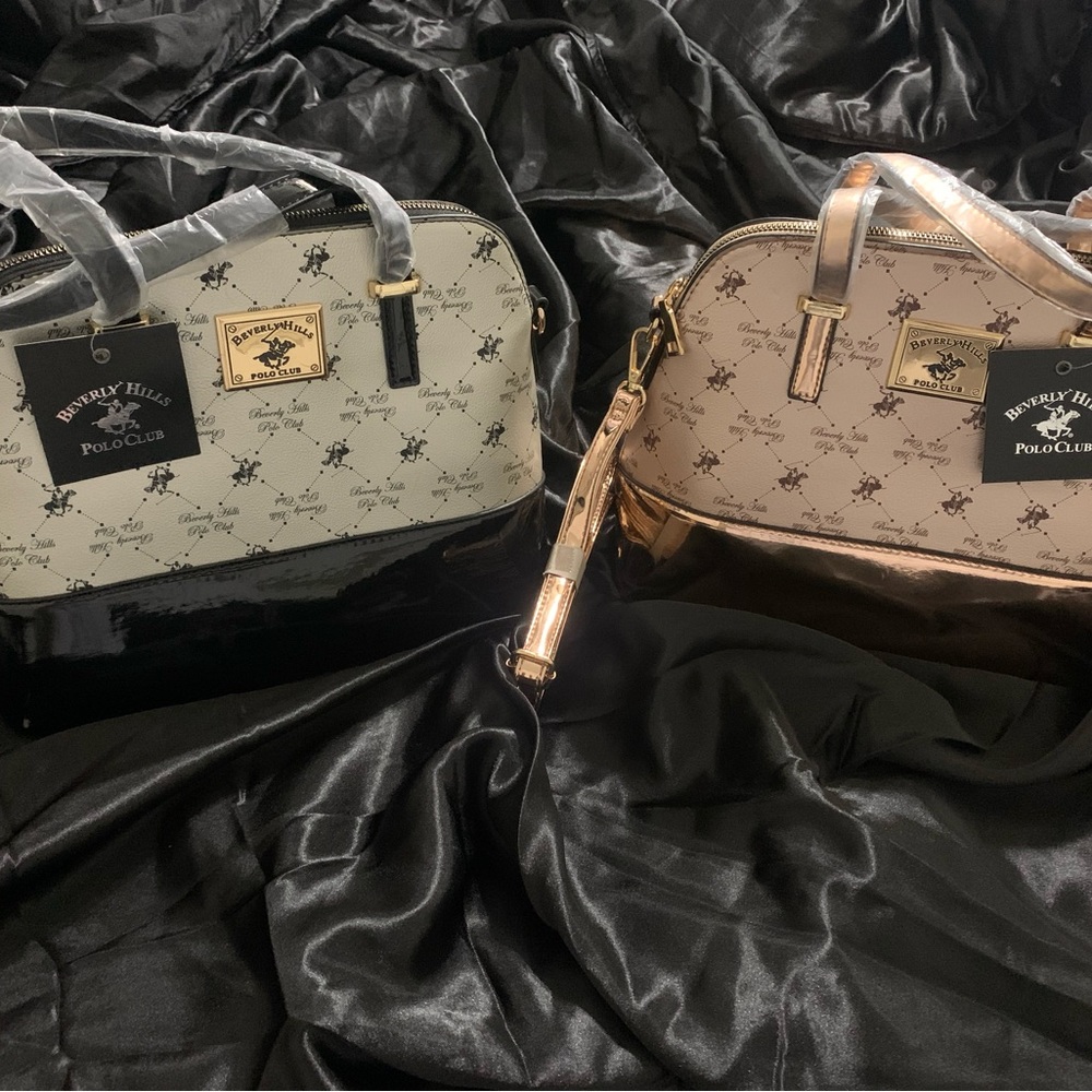 New w/ tags. Conforms to cross body. Rosegold has marks on back, not noticeable.